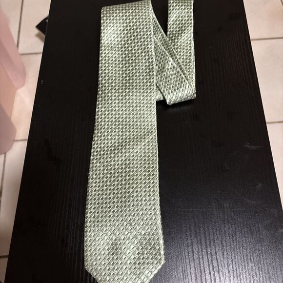 Michael Kors Mens Regular fit Tie Necktie Green Geometric - Picture 2 of 5